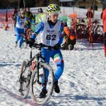 Un concorrete nella 1a edizione del Winter Triathlon Tarvisio.