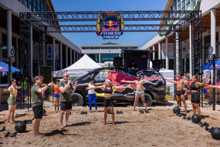 IL RUGGITO DI DOROTHEA WIERER ACCENDE IL RED BULL FITNESS TRUCK A RIMINI